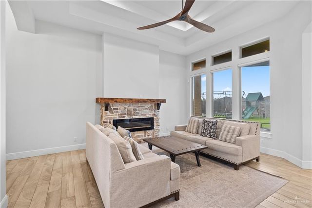 2504 Tulip Avenue, Mission, TX 78574