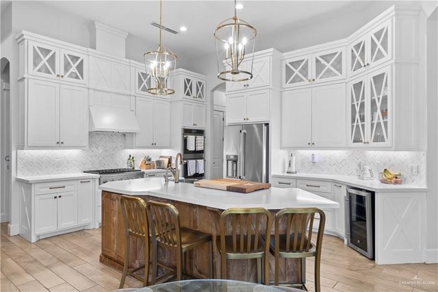 2504 Tulip Avenue, Mission, TX 78574