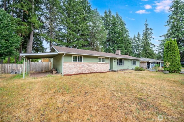 2402 Larch SE, Lacey, WA 98503