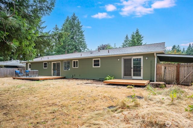 2402 Larch SE, Lacey, WA 98503