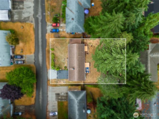2402 Larch SE, Lacey, WA 98503