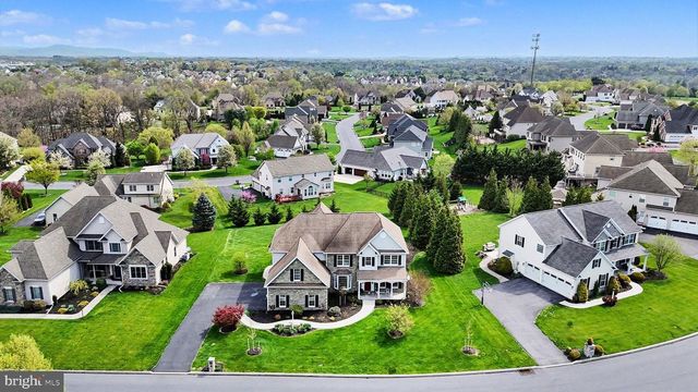1223 SUMMIT, Mechanicsburg, PA 17050