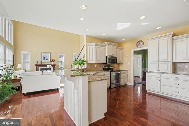 1223 SUMMIT, Mechanicsburg, PA 17050