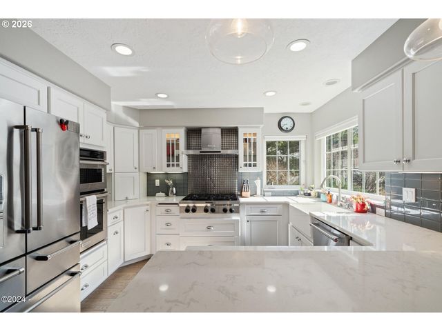 465 Sw EDGEWATER, Depoe Bay, OR 97341