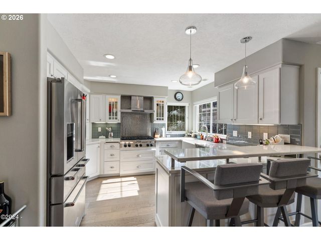 465 Sw EDGEWATER, Depoe Bay, OR 97341