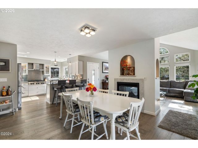 465 Sw EDGEWATER, Depoe Bay, OR 97341