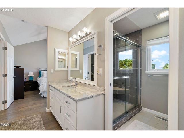 465 Sw EDGEWATER, Depoe Bay, OR 97341