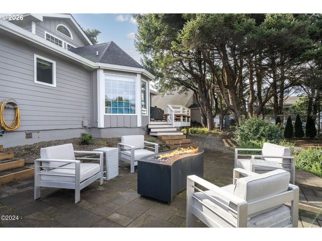 465 Sw EDGEWATER, Depoe Bay, OR 97341