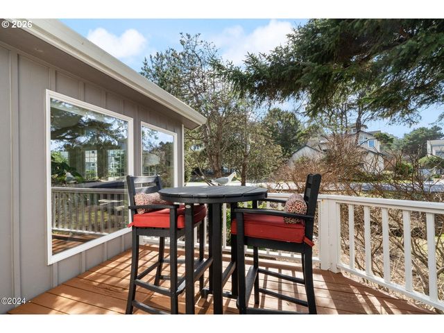 465 Sw EDGEWATER, Depoe Bay, OR 97341
