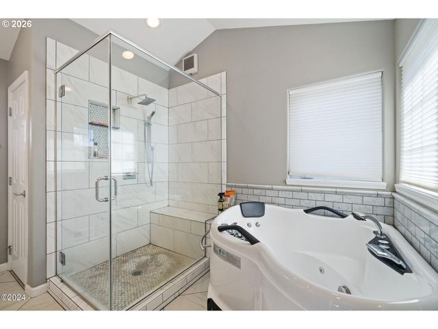 465 Sw EDGEWATER, Depoe Bay, OR 97341