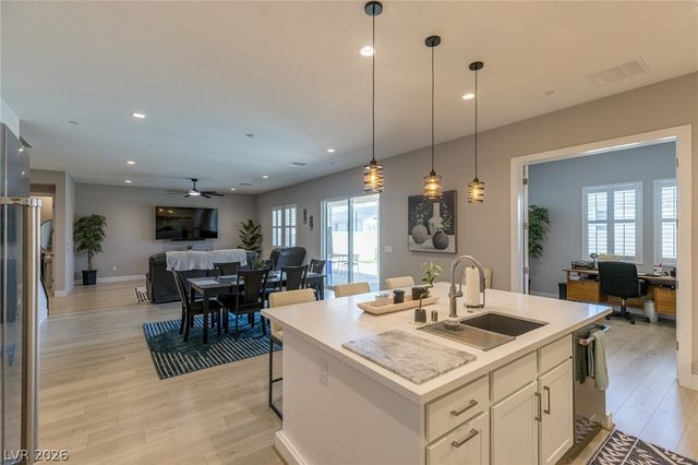 9008 Rolling Pietra Street, Las Vegas, NV 89166