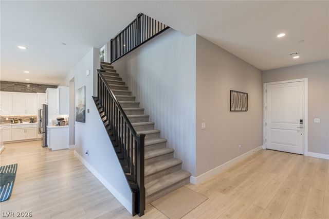 9008 Rolling Pietra Street, Las Vegas, NV 89166