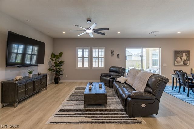 9008 Rolling Pietra Street, Las Vegas, NV 89166