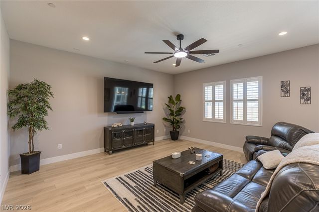 9008 Rolling Pietra Street, Las Vegas, NV 89166