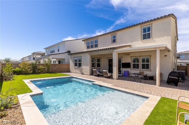 9008 Rolling Pietra Street, Las Vegas, NV 89166