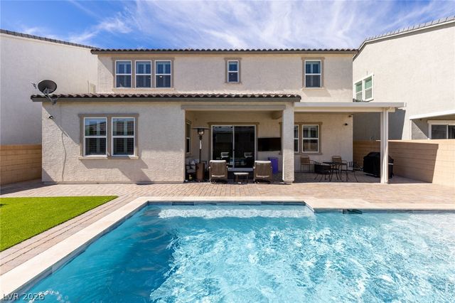 9008 Rolling Pietra Street, Las Vegas, NV 89166