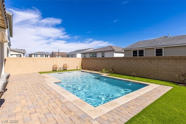 9008 Rolling Pietra Street, Las Vegas, NV 89166