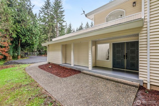 176 Chilvers Road, Chehalis, WA 98532