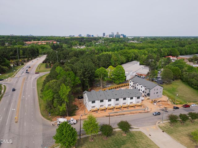 1901 Proximity Pointe Court, Raleigh, NC 27603