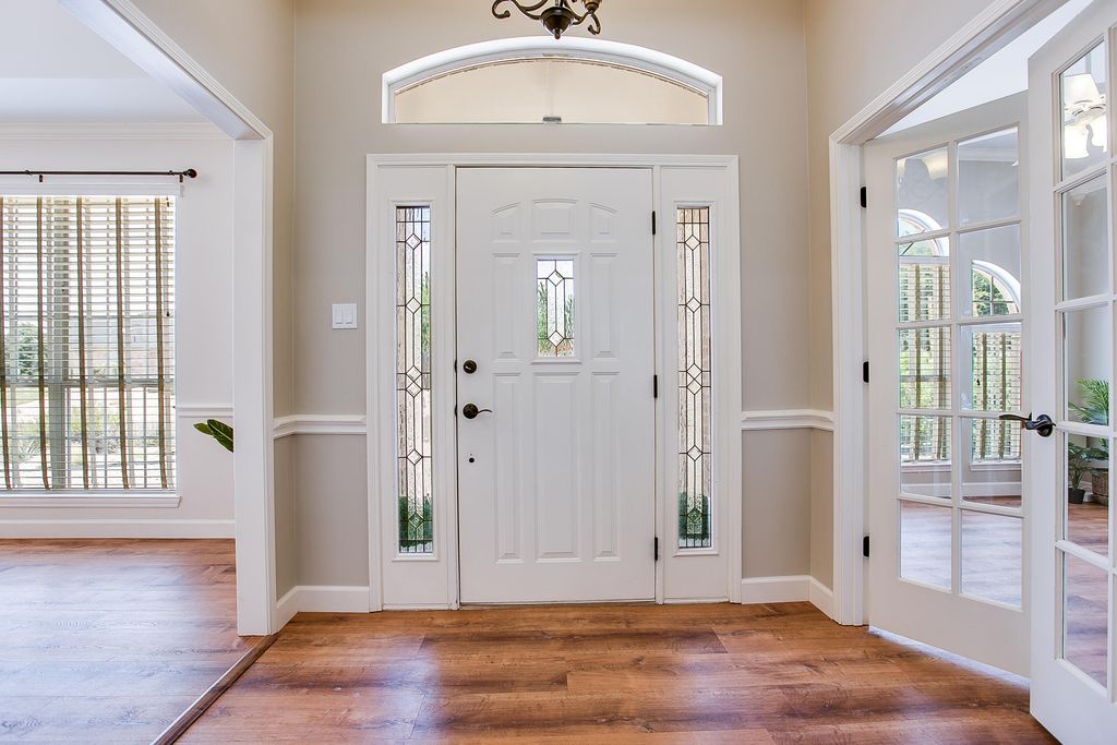 Image 3 of property listing at 1225 Avondale Avenue, San Angelo, TX 76901