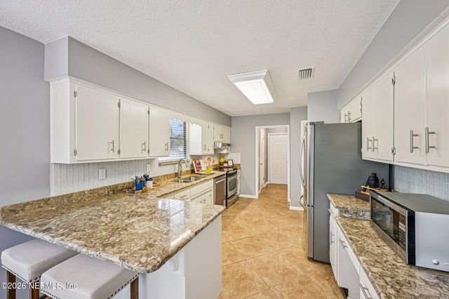 2294 KENSINGTON Lane, Orange Park, FL 32073