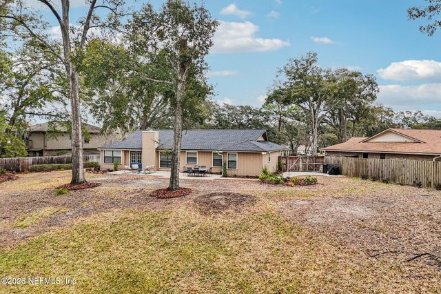 2294 KENSINGTON Lane, Orange Park, FL 32073