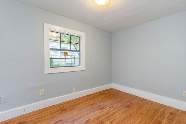 2630 Lenway Street, Dallas, TX 75215