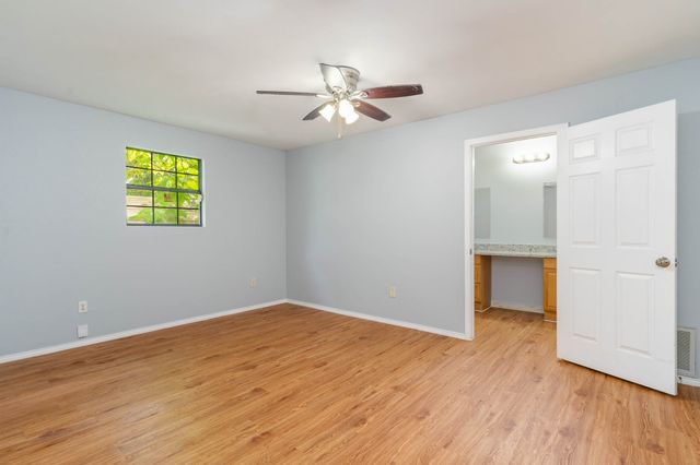 2630 Lenway Street, Dallas, TX 75215