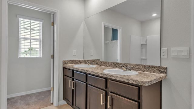 979 SUN BURST ROAD, Winter Haven, FL 33880