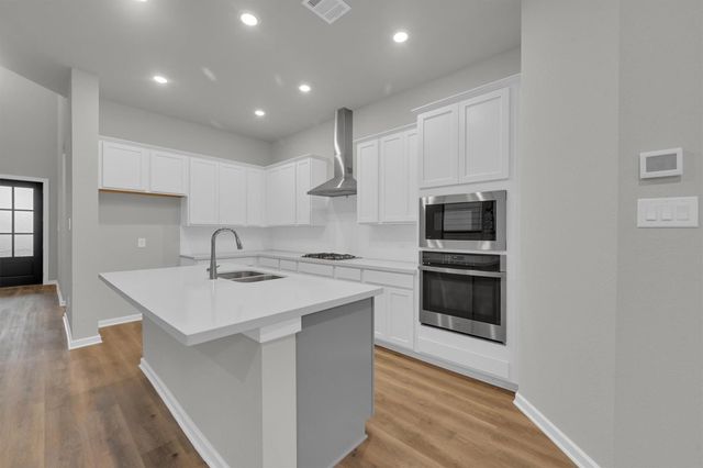 360 Summer Place Drive, Montgomery, TX 77356