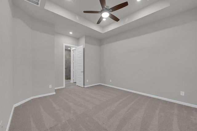 360 Summer Place Drive, Montgomery, TX 77356