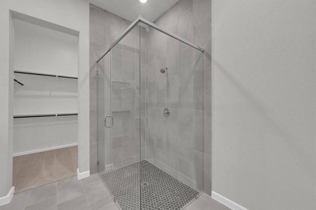 360 Summer Place Drive, Montgomery, TX 77356