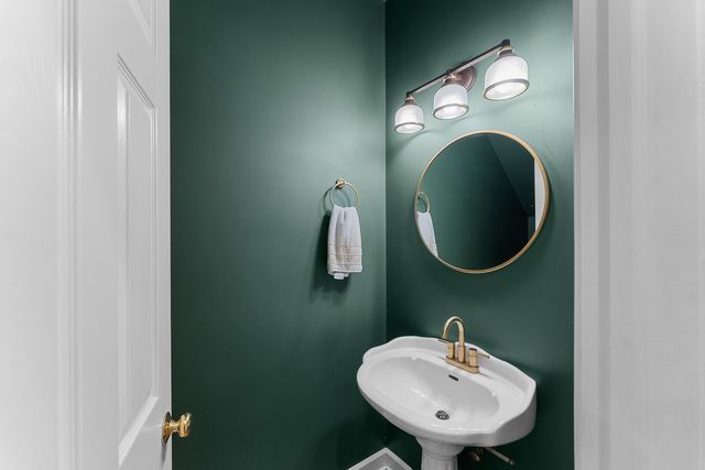 4408 Lorton Avenue, Davenport, IA 52807