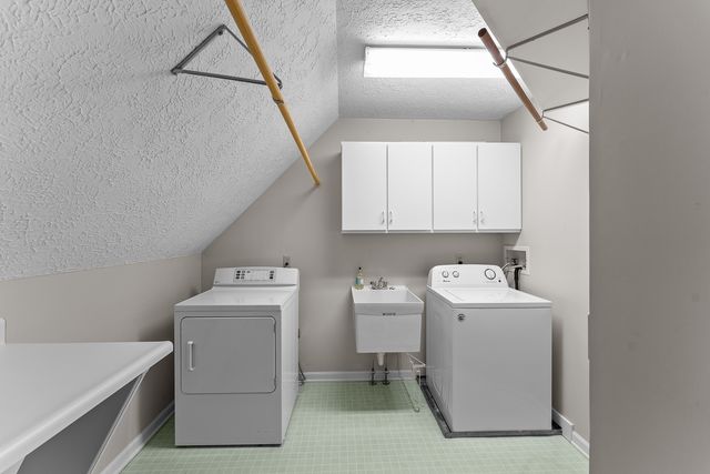 4408 Lorton Avenue, Davenport, IA 52807