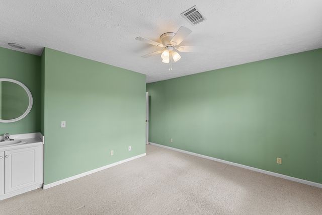 4408 Lorton Avenue, Davenport, IA 52807