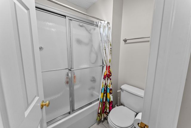 4408 Lorton Avenue, Davenport, IA 52807