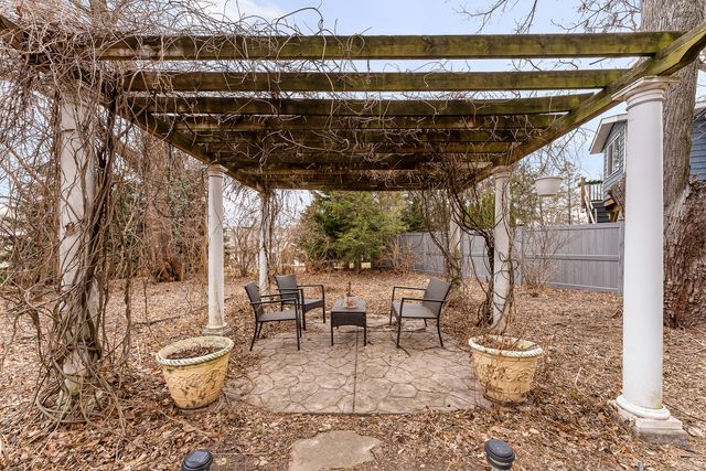 4408 Lorton Avenue, Davenport, IA 52807