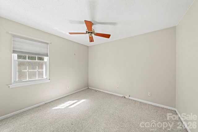 10204 Camelback Circle, Charlotte, NC 28226