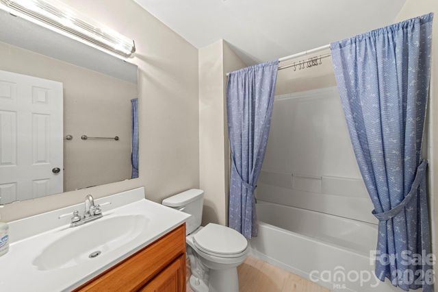 10204 Camelback Circle, Charlotte, NC 28226