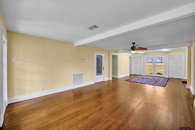 386 CR 1711, Jacksonville, TX 75766