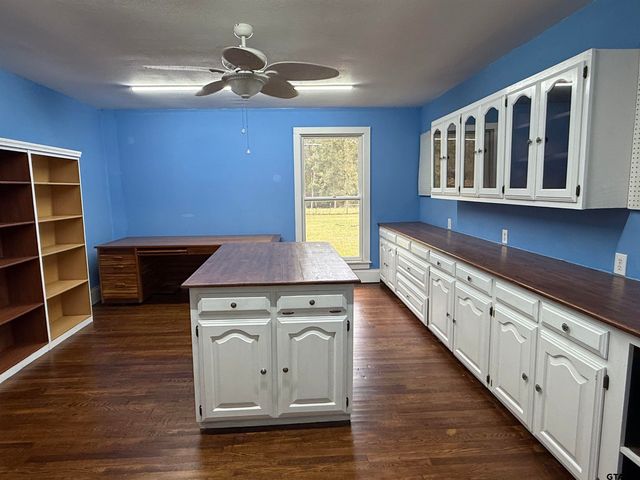 386 CR 1711, Jacksonville, TX 75766