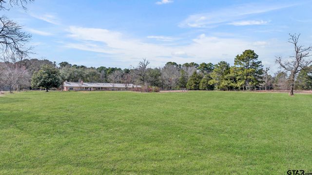 386 CR 1711, Jacksonville, TX 75766