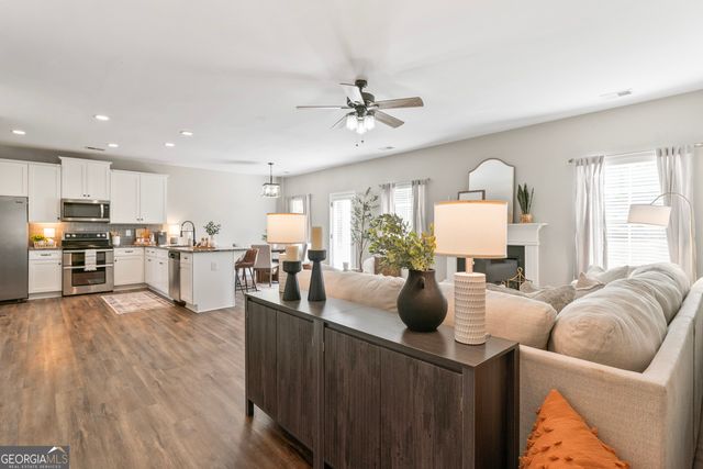 204 Clear Springs Court, Jackson, GA 30233