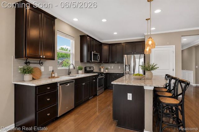 49916 Alden, Canton, MI 48188