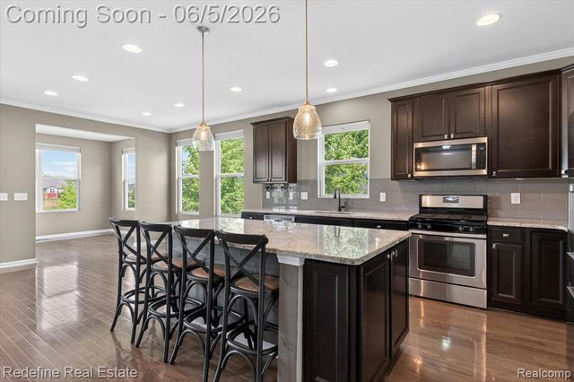 49916 Alden, Canton, MI 48188