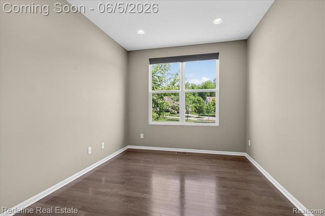 49916 Alden, Canton, MI 48188