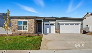 2221 N Kenora Ave, Star, ID 83669