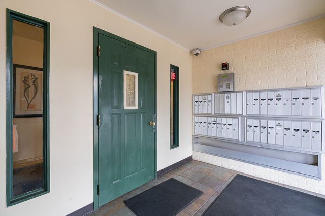 310 Lathrop Avenue 307, Forest Park, IL 60130