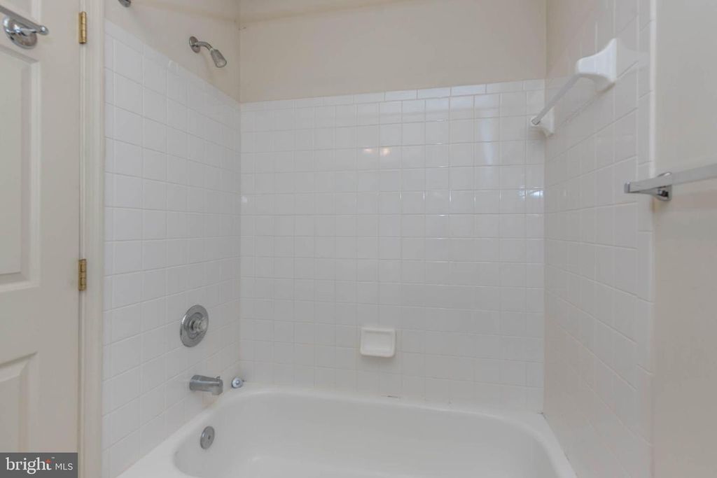 Image 19 of property listing at 3133 KATEWOOD CT #3-3133, Baltimore, MD 21209