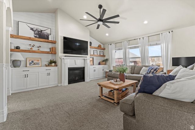 178 W 1750 N, North Ogden, UT 84414